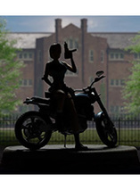 Statuette de Lara Croft sur sa moto dans Tomb Raider