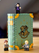 Les livres de magies Poudlard en LEGO sont en promo