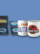 Le lot 4 tasses Geek + 4 dessous de verre est en promo