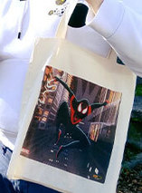 un Tote-bag Spider-Man Miles Morales offert